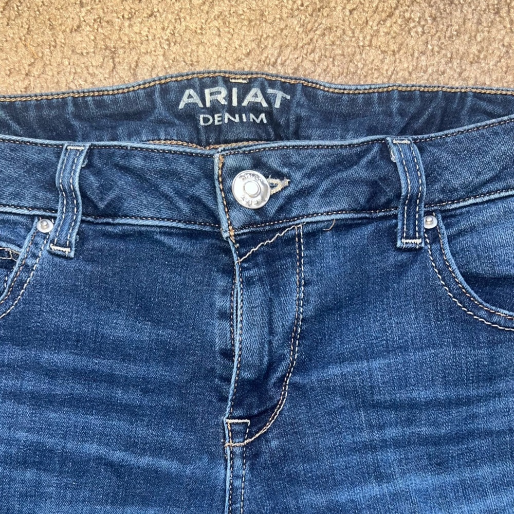 Ariat jeans ￼